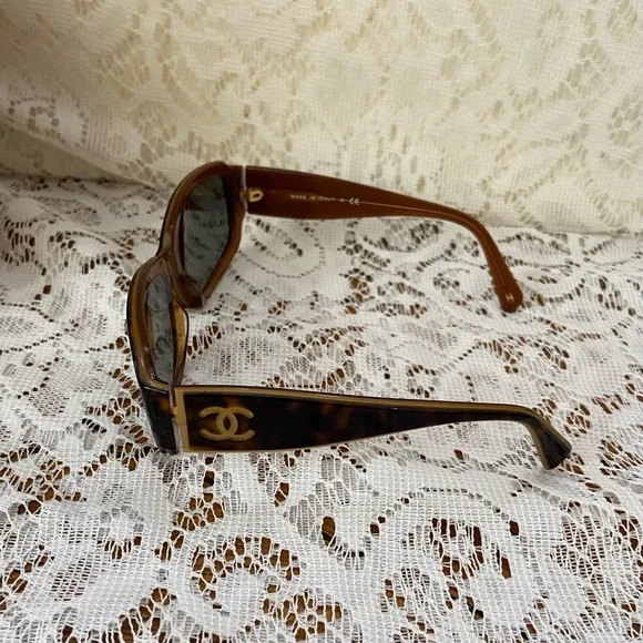 Chanel 5144 Brown Tortoise Sunglasses - Picture 7 of 13